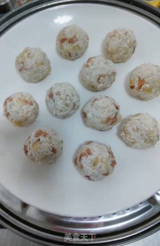 莲藕花生丸子的做法步骤：7