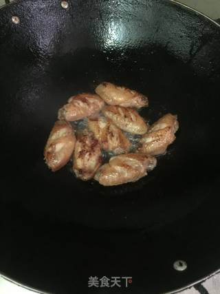 可乐鸡翅的做法步骤：2
