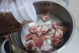 玉米排骨汤的做法步骤：2