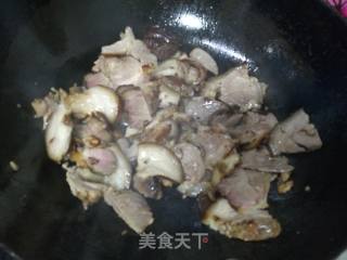 卤蹄膀孜然土豆的做法步骤：6