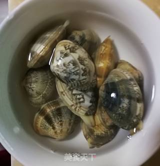 大骨花甲螺冬瓜汤的做法步骤：2