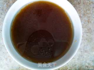 百吃不厌的“豆角焖面“的做法步骤：2