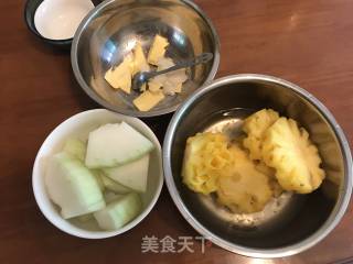 凤梨酥的做法步骤：1