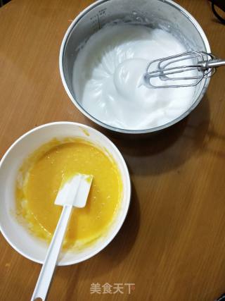 我的戚风蛋糕的做法步骤：1