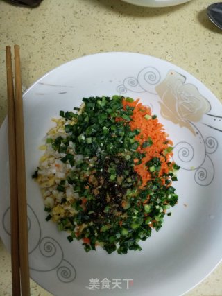 素三鲜水饺的做法步骤：2