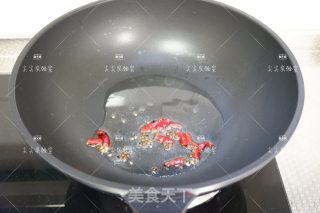 香芹煸肥牛的做法步骤：6