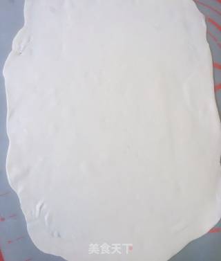 葱油饼的做法步骤：4