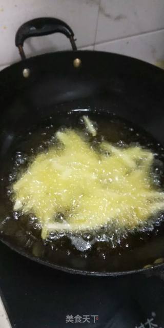 炸薯条的做法步骤：4