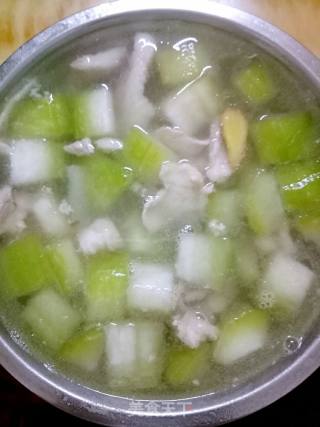 节瓜瘦肉汤的做法步骤：6