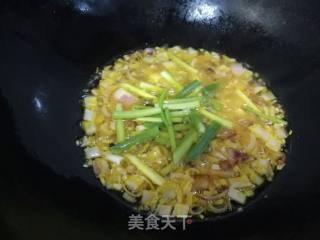 自制葱油的做法步骤：5