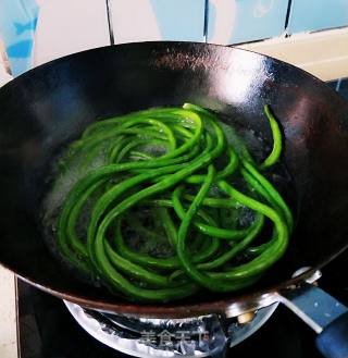 夏季豇豆一一绿养肝的做法步骤：1