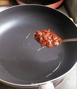 酸辣金针菇的做法步骤：3