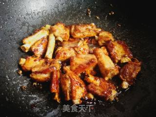 毛豆炒排骨的做法步骤：10