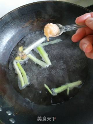 三文鱼丸（宝宝辅食1）的做法步骤：3