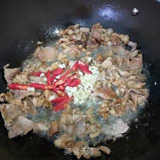 芦笋炒肉片的做法步骤：11