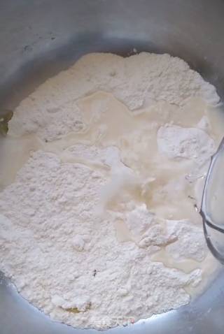 芝麻酥饼的做法步骤：1
