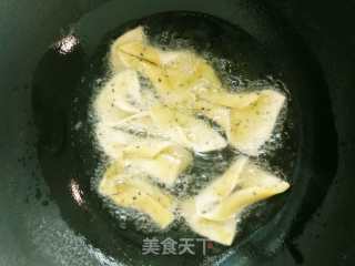 油炸麻叶的做法步骤：12