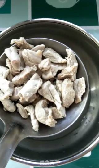 海苔肉松的做法步骤：2