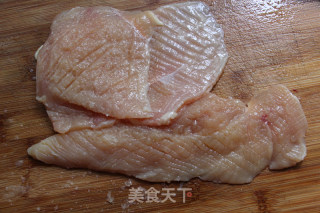 蒜煎鸡胸肉的做法步骤：3