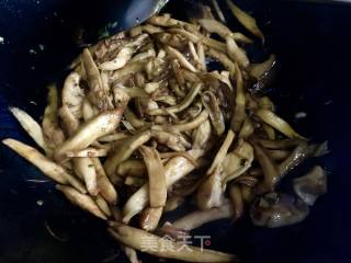 手撕杏鲍菇的做法步骤：8