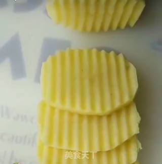 狼牙土豆的做法步骤：1