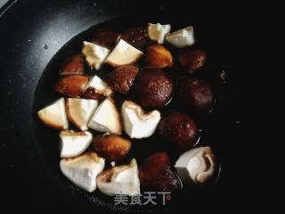 香菇油菜的做法步骤：3