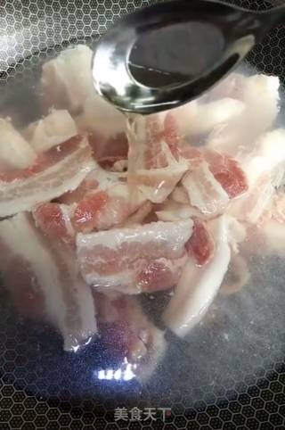 香炸五花肉的做法步骤：1