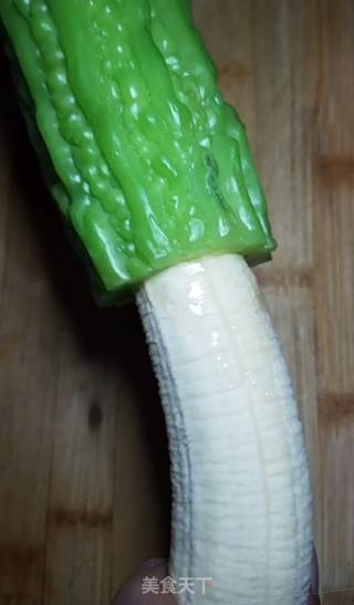 蜂蜜香蕉苦瓜的做法步骤：5