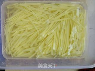 炝炒土豆丝的做法步骤：3