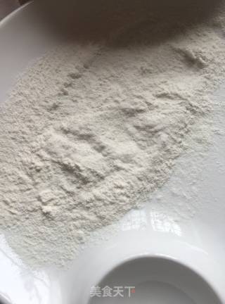 干炸银鲳鱼的做法步骤：4