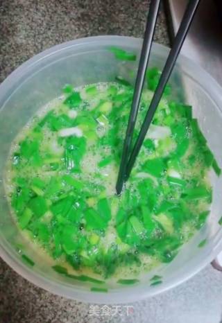 韭菜炒鸡蛋的做法步骤：1