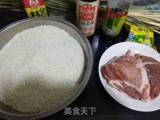 大肉粽的做法步骤：1