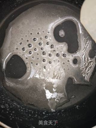 糖霜花生的做法步骤：4