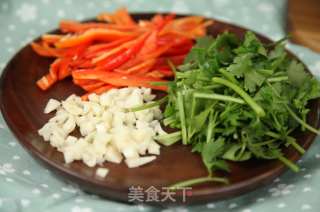 有家鲜厨房：芒种养生菜-香菜牛肉丝的做法步骤：4