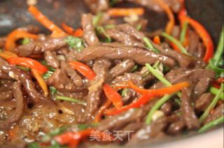 有家鲜厨房：芒种养生菜-香菜牛肉丝的做法步骤：5