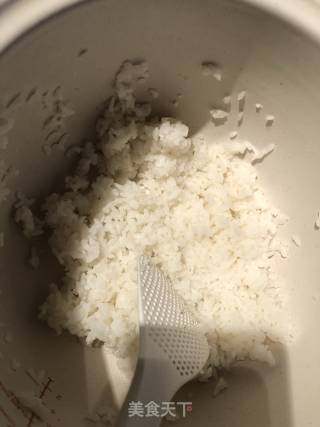 紫菜包饭的做法步骤：1