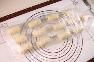 那一枚酥到掉渣的蛋黄酥的做法步骤：13