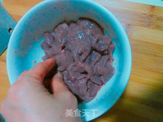 金针菜黑木耳猪肝汤的做法步骤：5