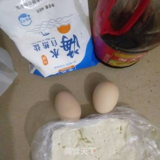 豆腐蒸滑蛋的做法步骤：1
