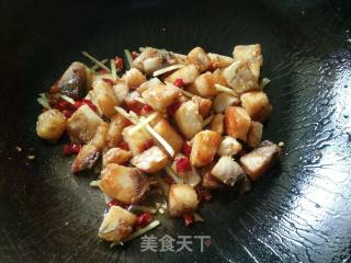 香辣腊鱼的做法步骤：6