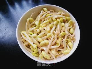 豆芽木耳炒粉条的做法步骤：2