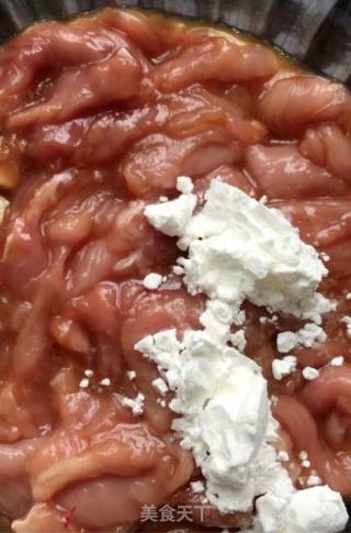 蒜香里脊肉的做法步骤：3