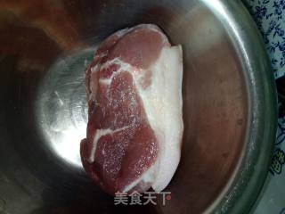 雪里红豆腐炖肉的做法步骤：2