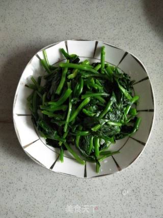 清炒芥菜苗的做法步骤：4
