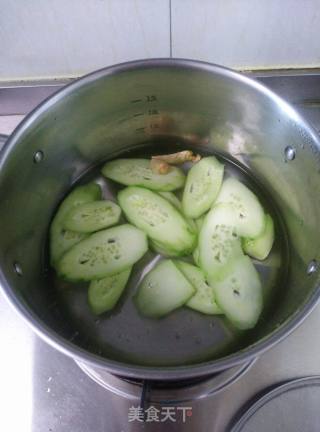 木耳菜黄瓜汤的做法步骤：2