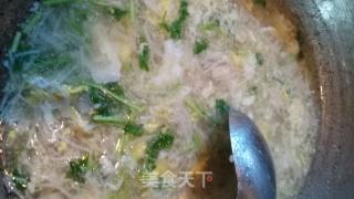 金针菇鸡蛋面条的做法步骤：2