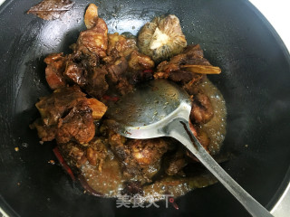 酱大骨的做法步骤：6