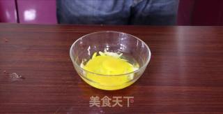 鸡蛋饼的做法步骤：2