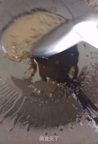 五花肉炖豆皮的做法步骤：4