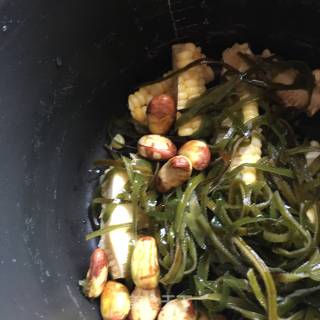 海带玉米菠萝蜜子炖腱子肉的做法步骤：6